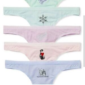 Victoria's Secret 5 pack Graphic Thong Panty Set - Pastel Collection brand new!